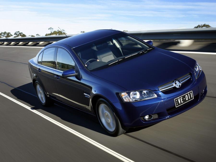  Holden Berlina 2006 года  (фото 11 из 37)